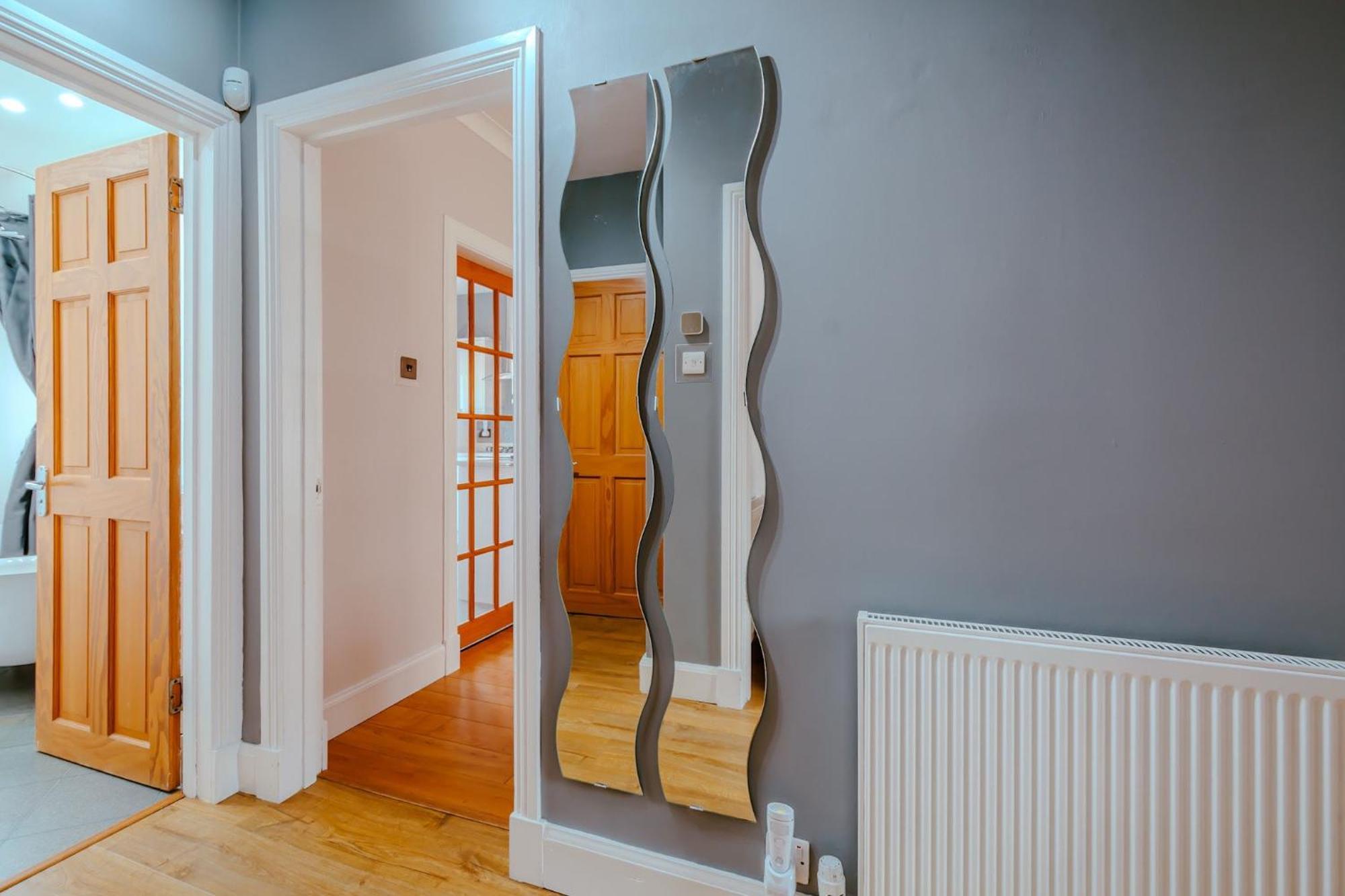 Crewe Apartment - 2 Bed, Free Off Street Parking And Private Garden Edinburgh Exterior photo