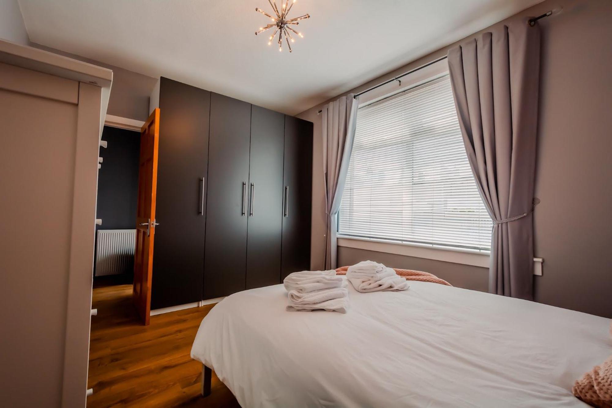 Crewe Apartment - 2 Bed, Free Off Street Parking And Private Garden Edinburgh Exterior photo